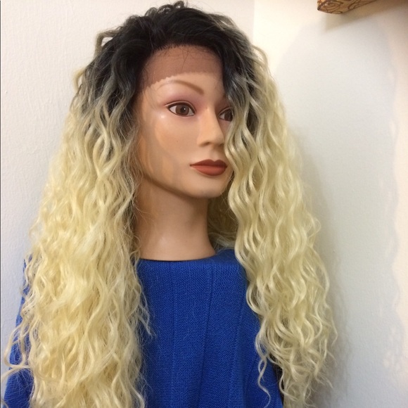 Lace front wig blonde ombré - Picture 1 of 5